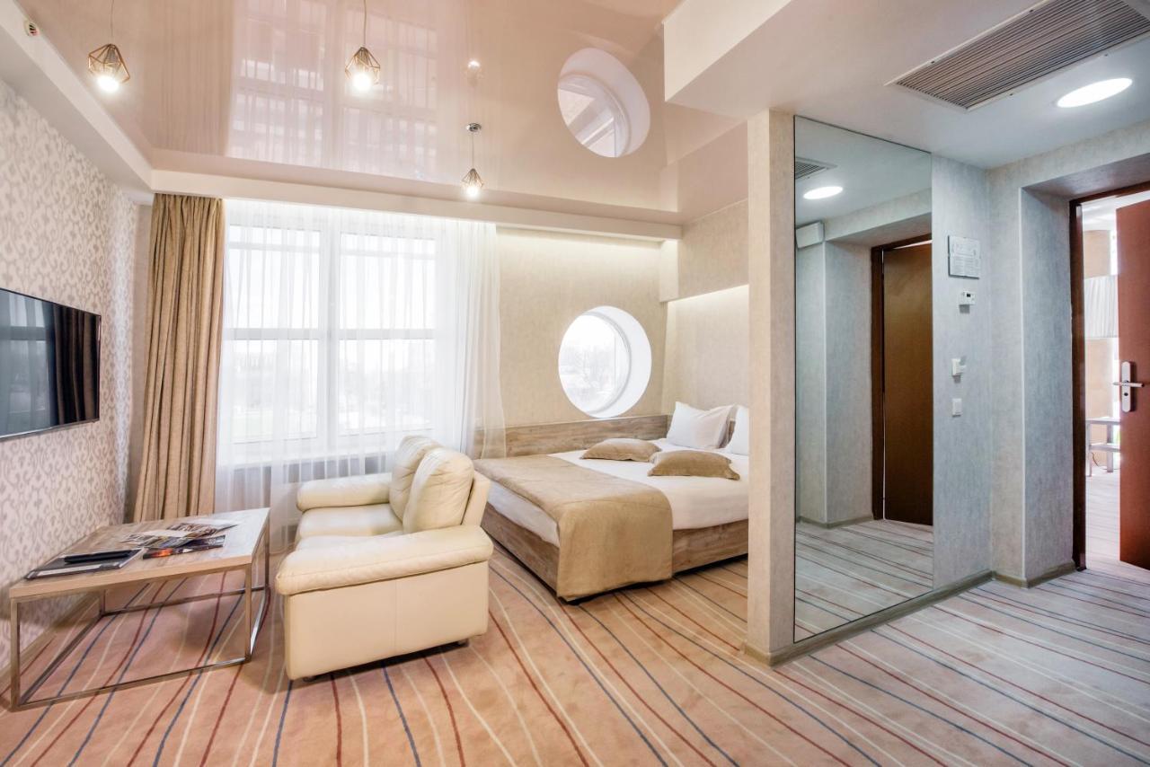 Hotel Palladium Odessa Esterno foto